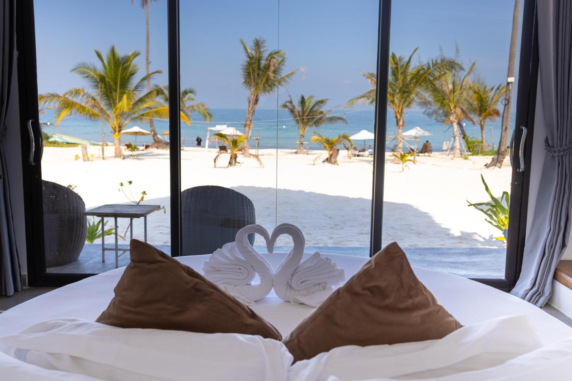 Luna Koh Rong Hotel Pagoda Beach ภายนอก รูปภาพ